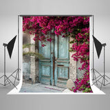 Green Wood Door Red Flowers for Portrait Photography J03155